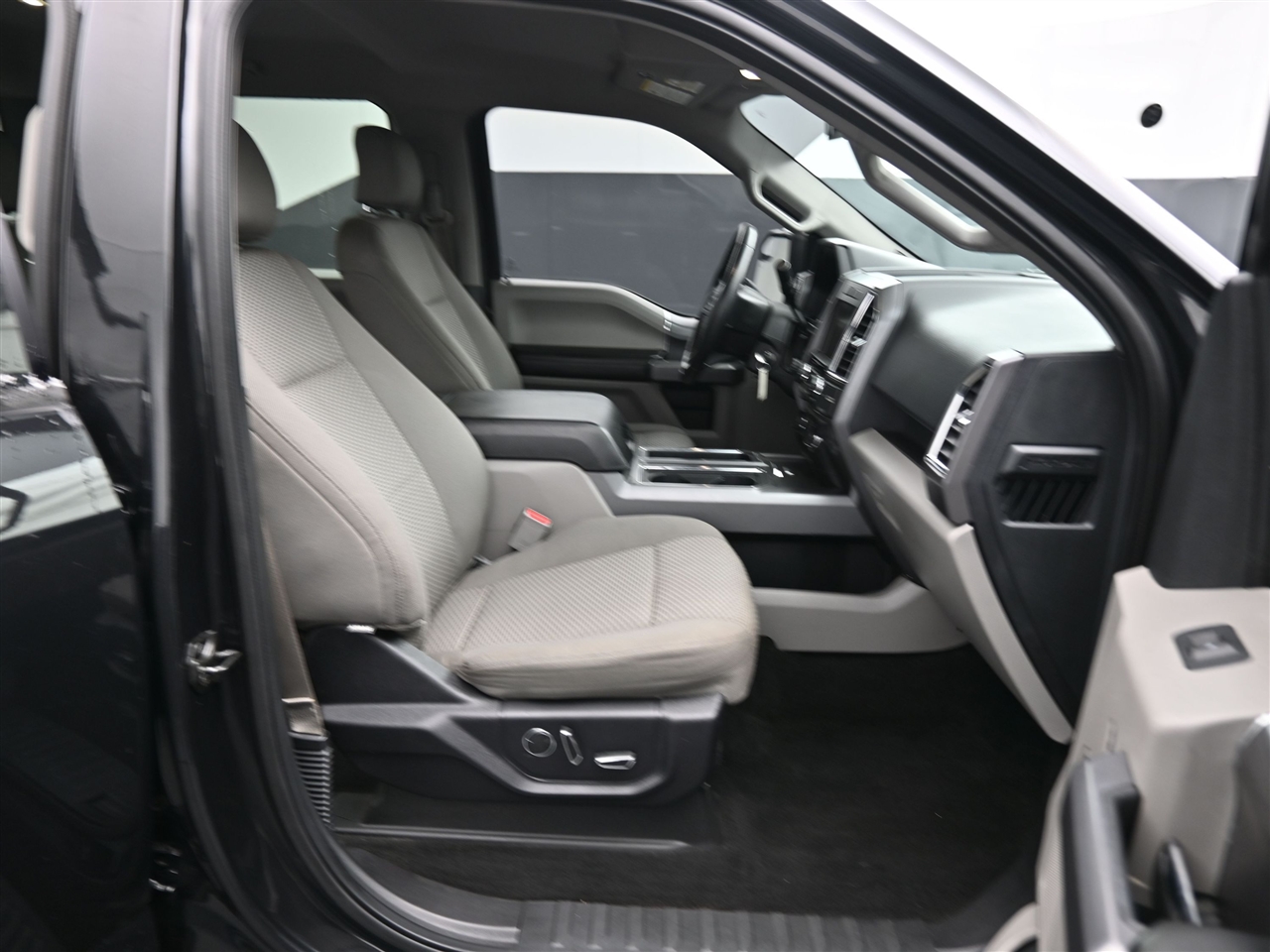 Ford F-150 XLT SuperCrew 6.5-ft. Bed 4WD 2015