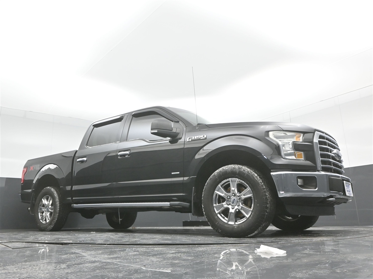 Ford F-150 XLT SuperCrew 6.5-ft. Bed 4WD 2015