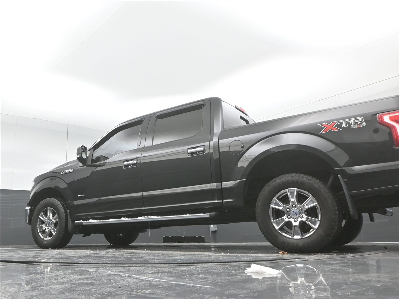 Ford F-150 XLT SuperCrew 6.5-ft. Bed 4WD 2015