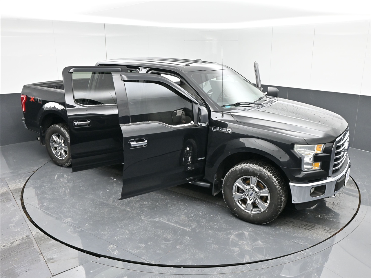 Ford F-150 XLT SuperCrew 6.5-ft. Bed 4WD 2015