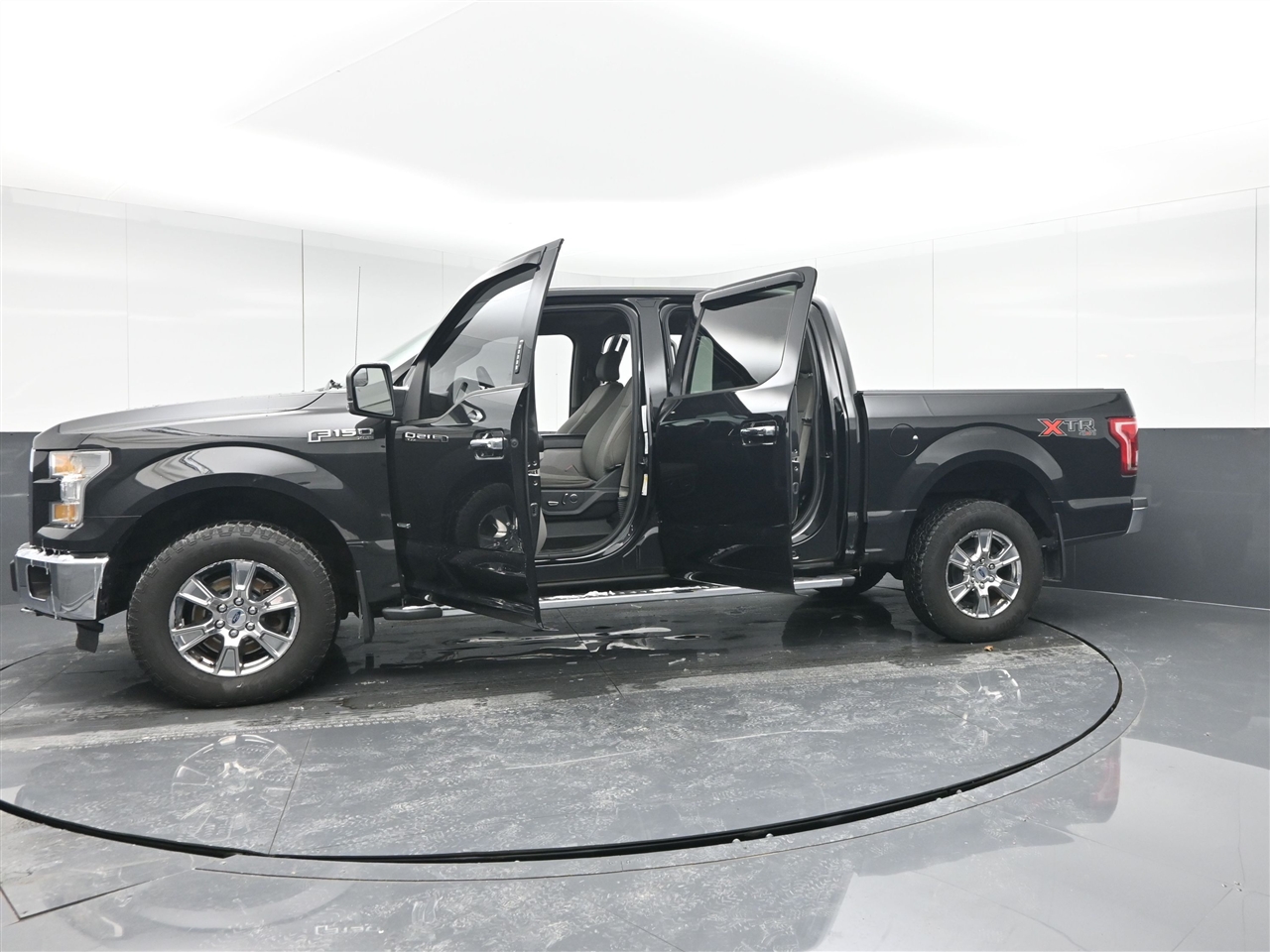 Ford F-150 XLT SuperCrew 6.5-ft. Bed 4WD 2015