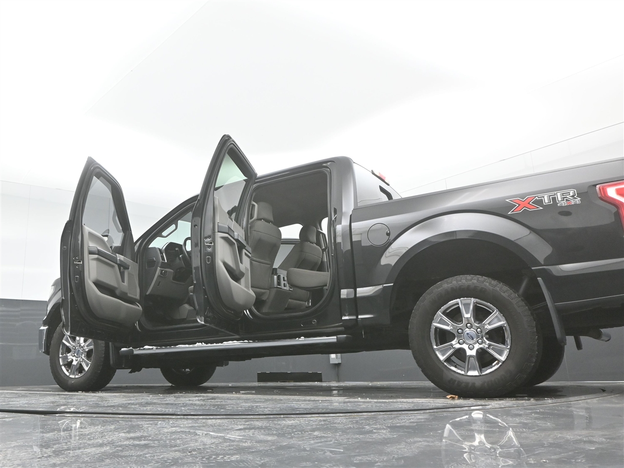 Ford F-150 XLT SuperCrew 6.5-ft. Bed 4WD 2015
