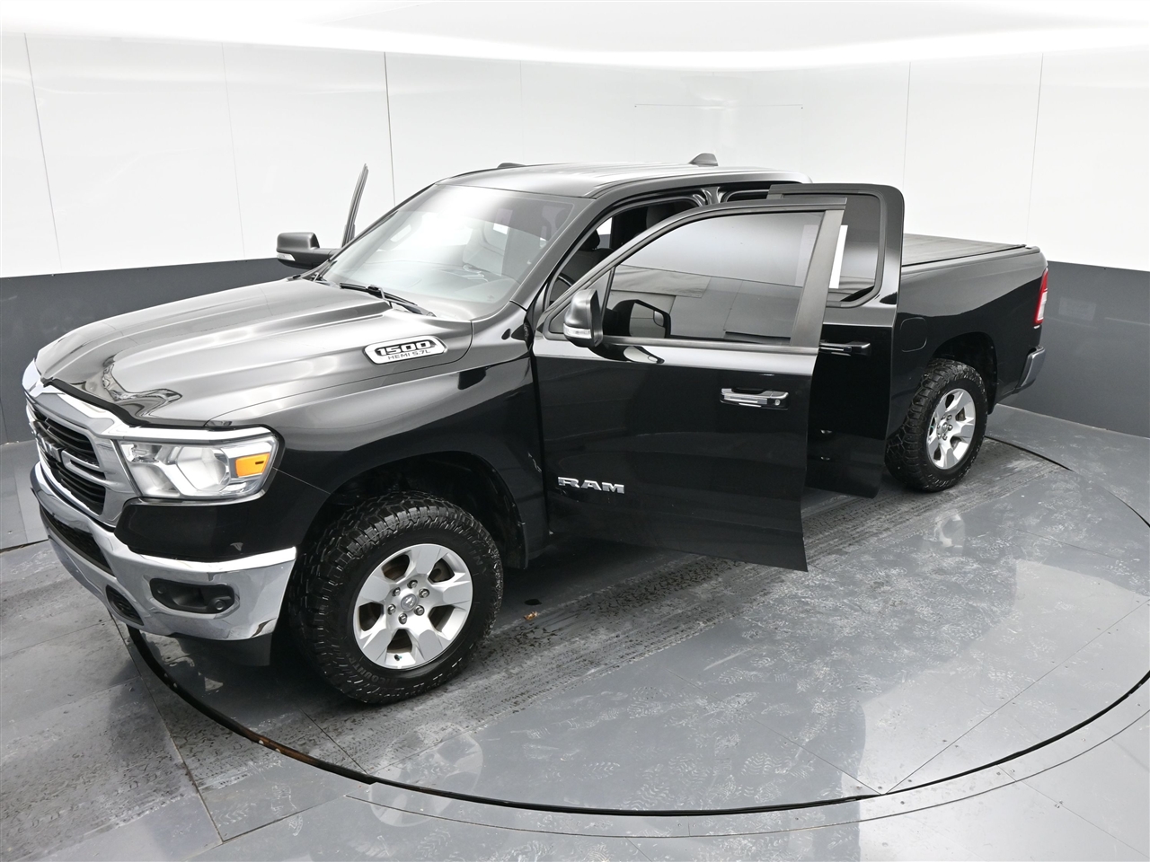 RAM 1500 Big Horn Quad Cab 4WD 2019