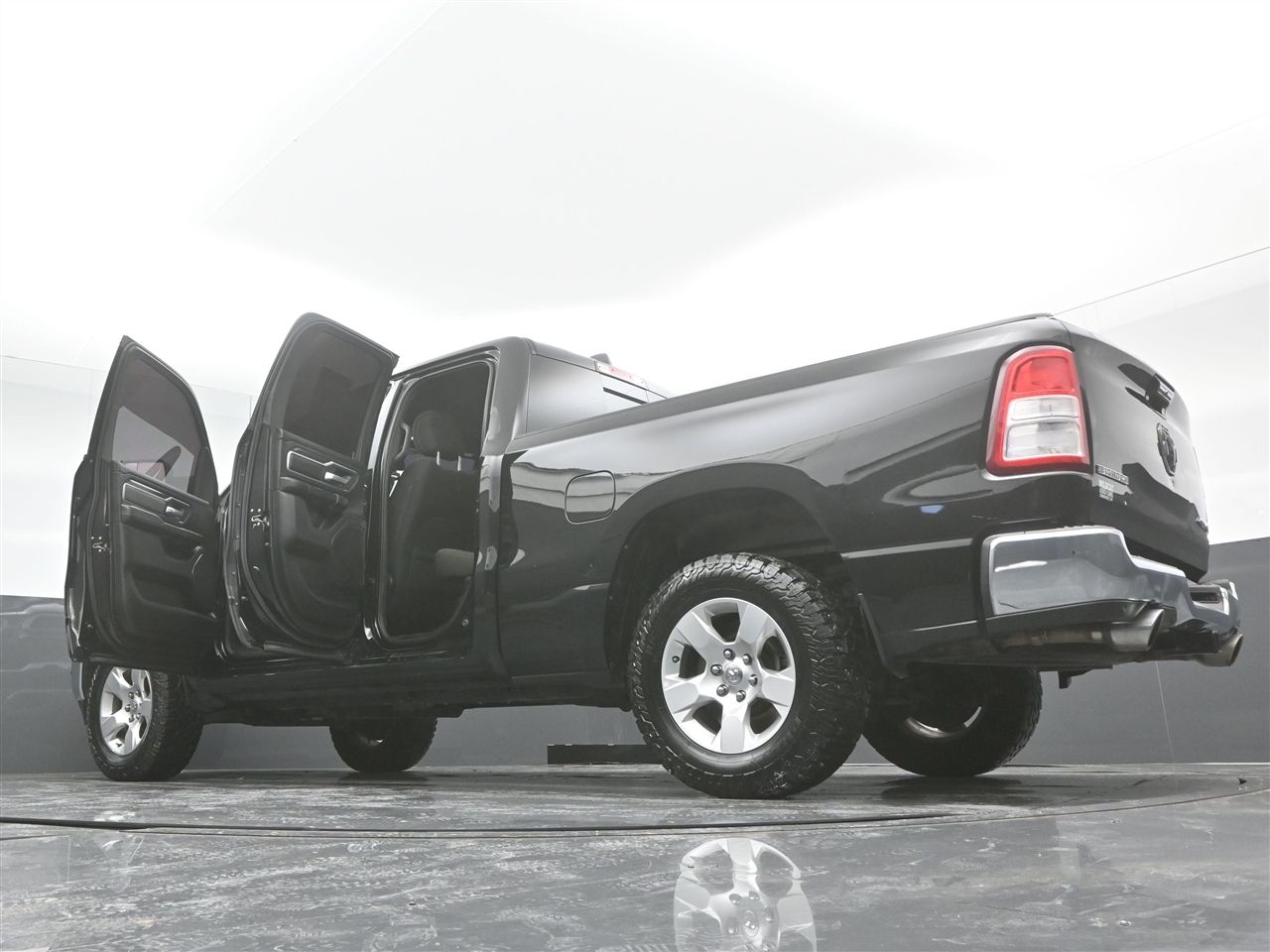 RAM 1500 Big Horn Quad Cab 4WD 2019