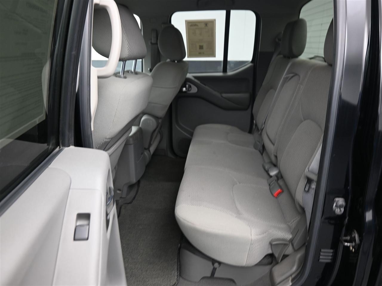 Nissan Frontier SE Crew Cab 4WD 2007