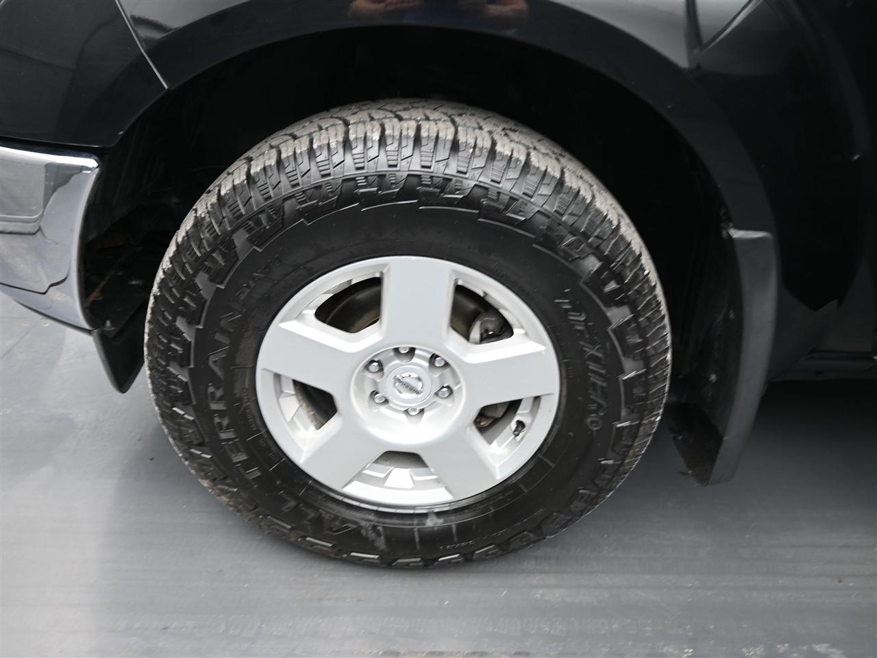 Nissan Frontier SE Crew Cab 4WD 2007