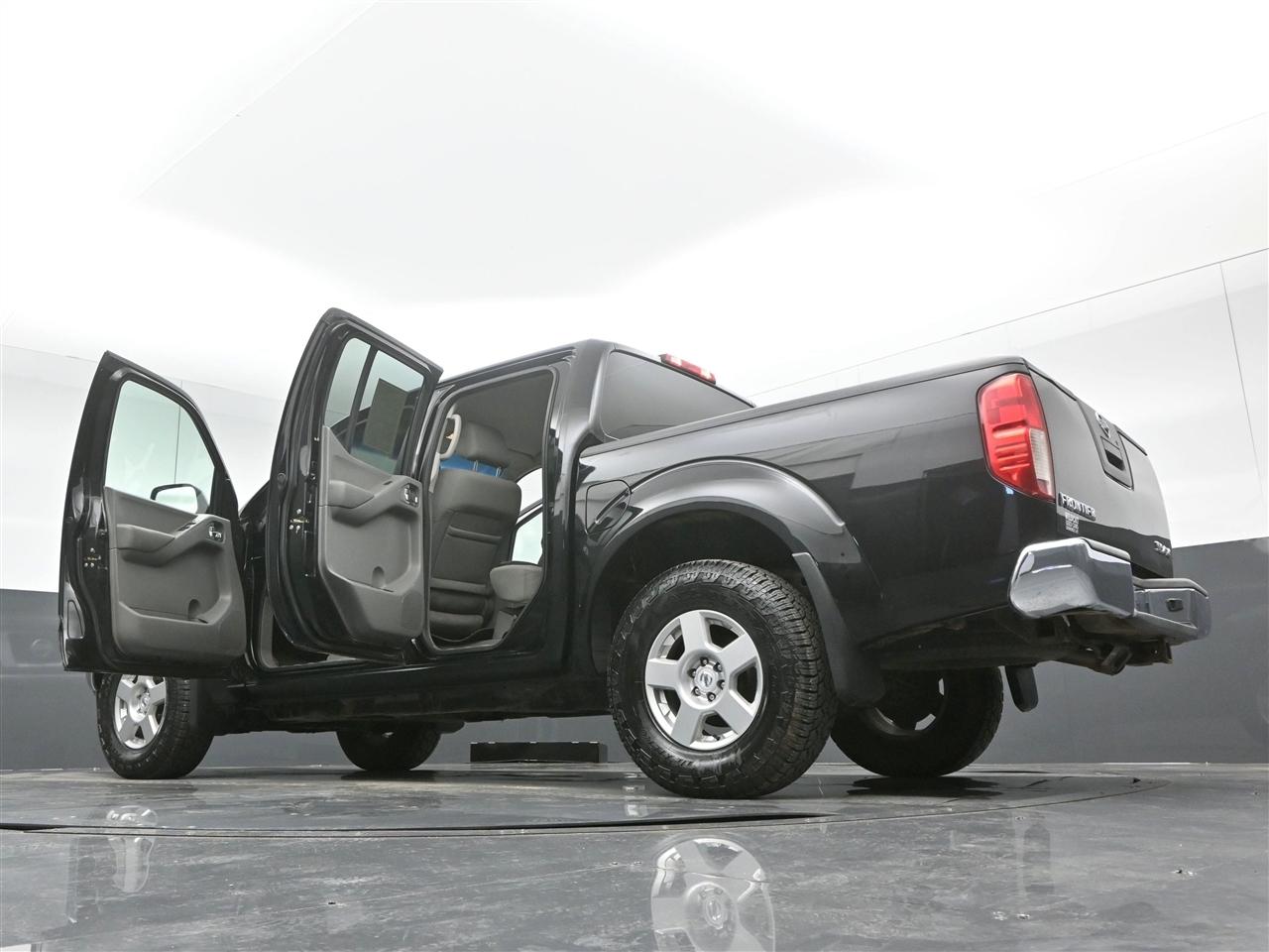 Nissan Frontier SE Crew Cab 4WD 2007