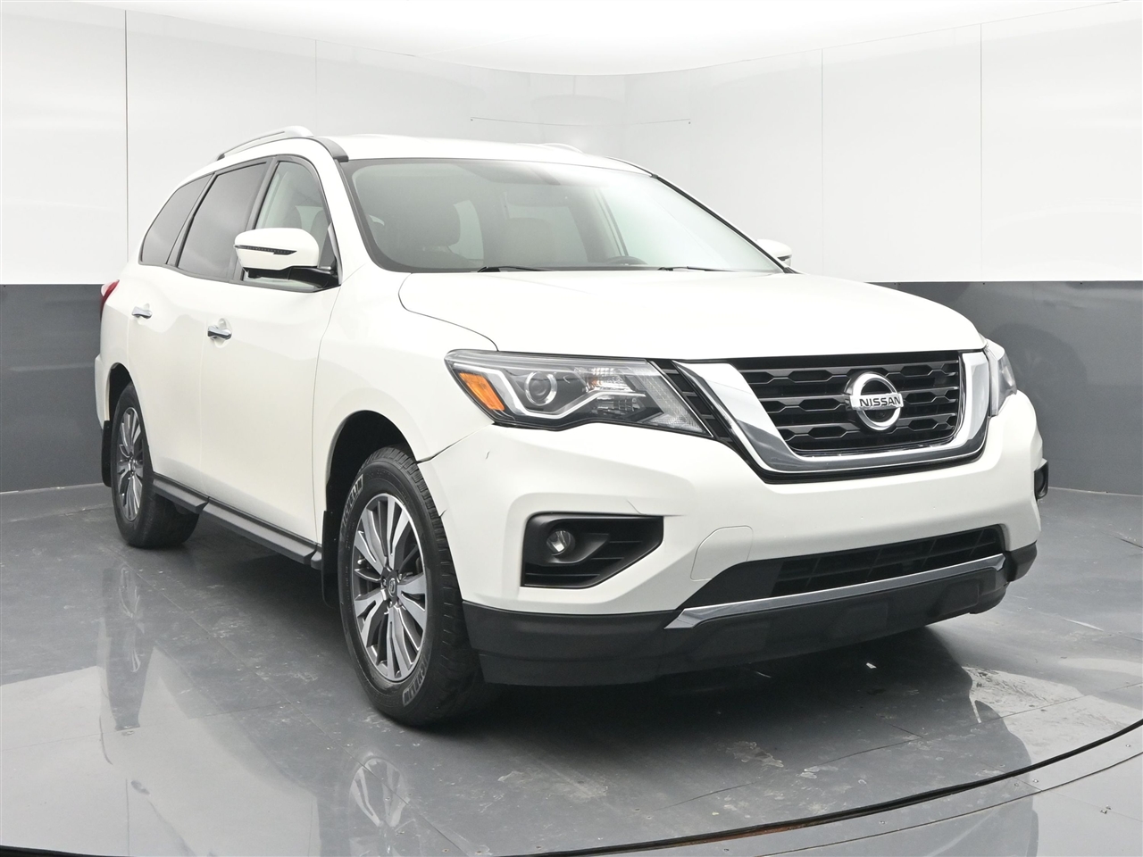 Nissan Pathfinder SL 4WD 2017