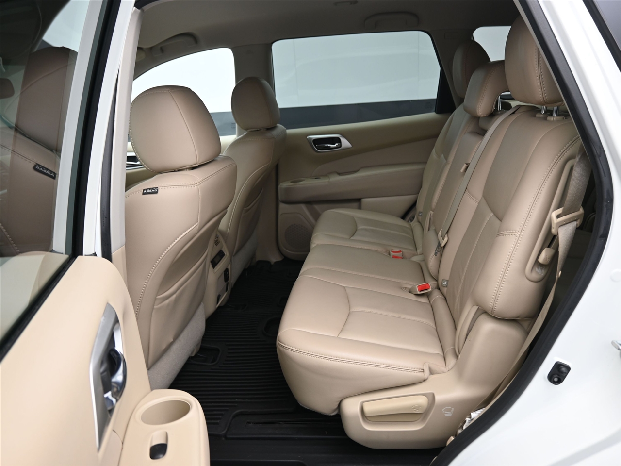 Nissan Pathfinder SL 4WD 2017