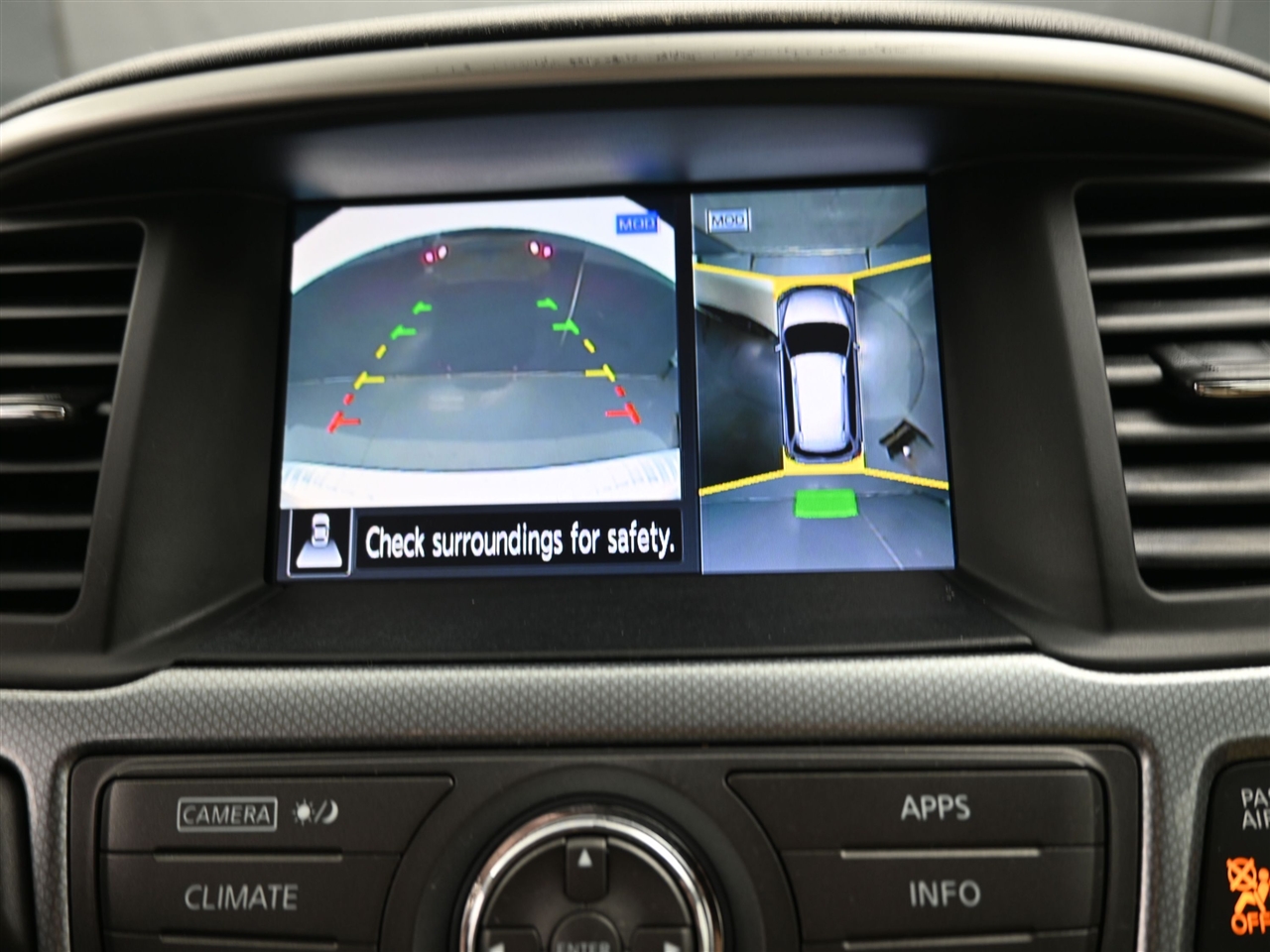 Nissan Pathfinder SL 4WD 2017