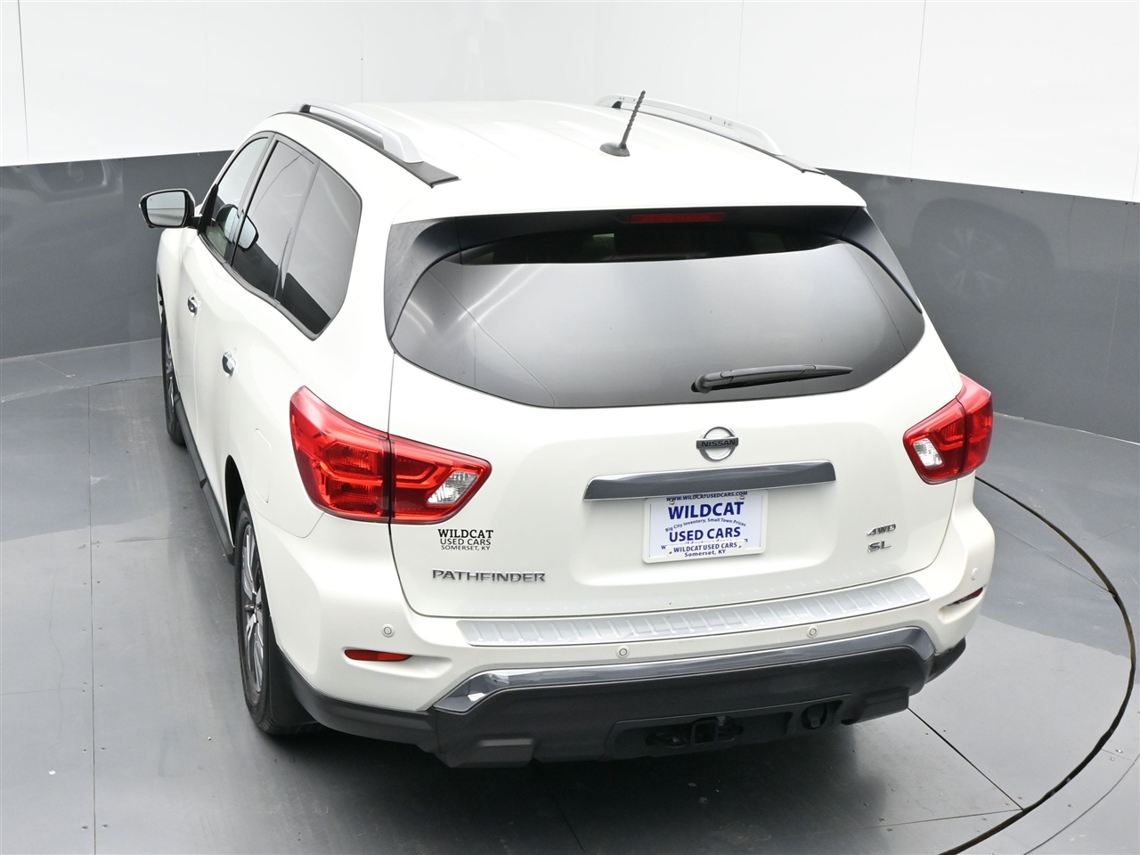 Nissan Pathfinder SL 4WD 2017