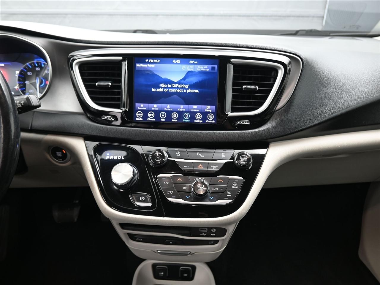 Chrysler Pacifica Touring-L Plus 2020