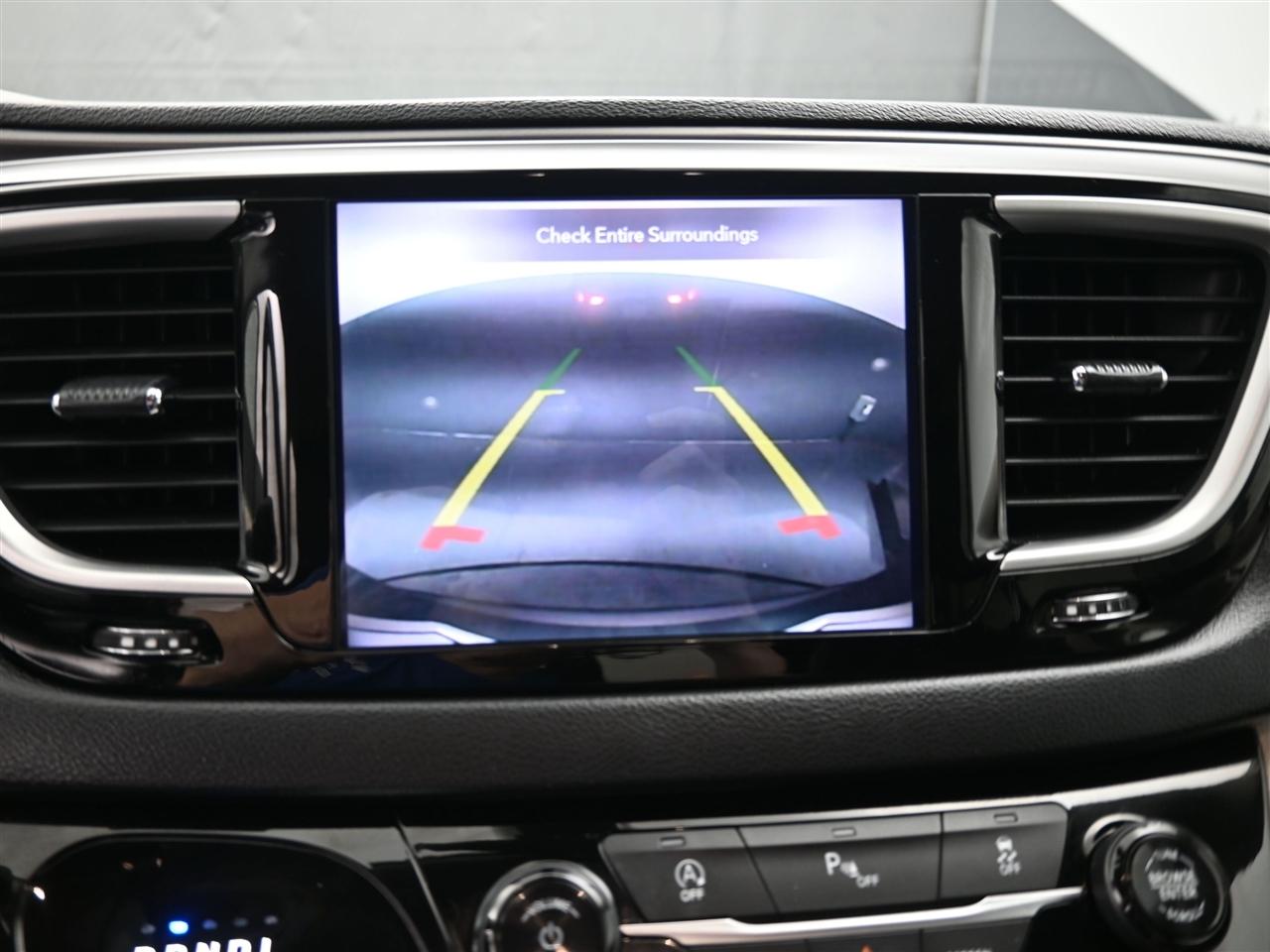 Chrysler Pacifica Touring-L Plus 2020