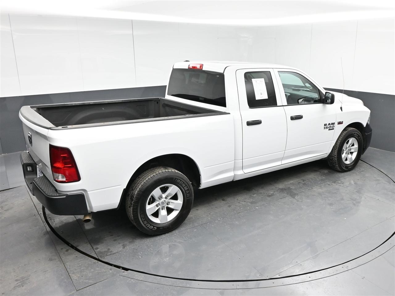 RAM 1500 Classic Tradesman Quad Cab 2WD 2023