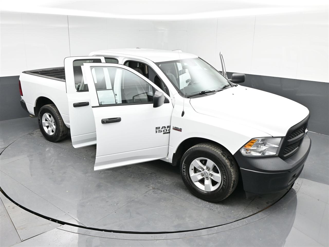 RAM 1500 Classic Tradesman Quad Cab 2WD 2023