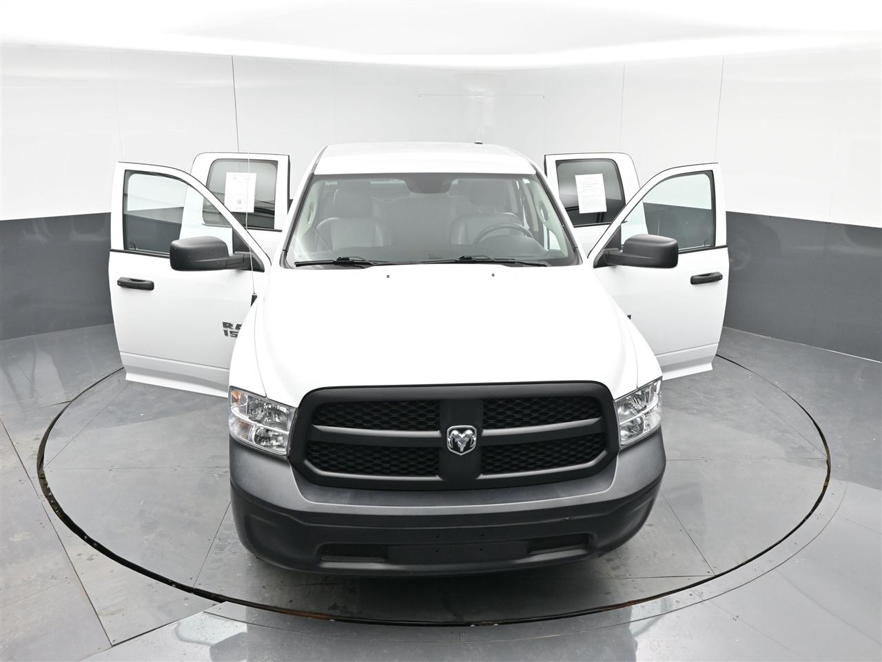 RAM 1500 Classic Tradesman Quad Cab 2WD 2023