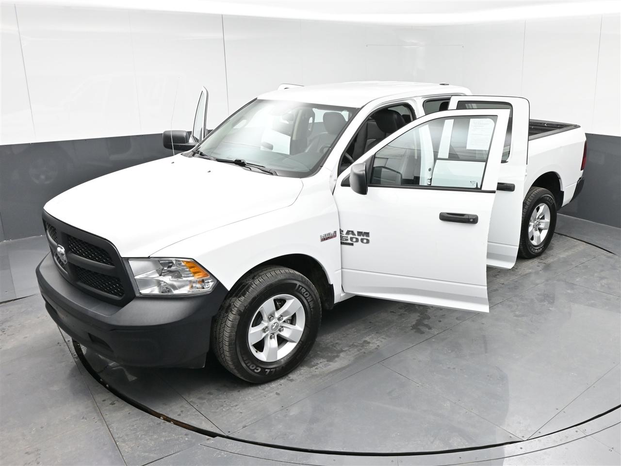 RAM 1500 Classic Tradesman Quad Cab 2WD 2023