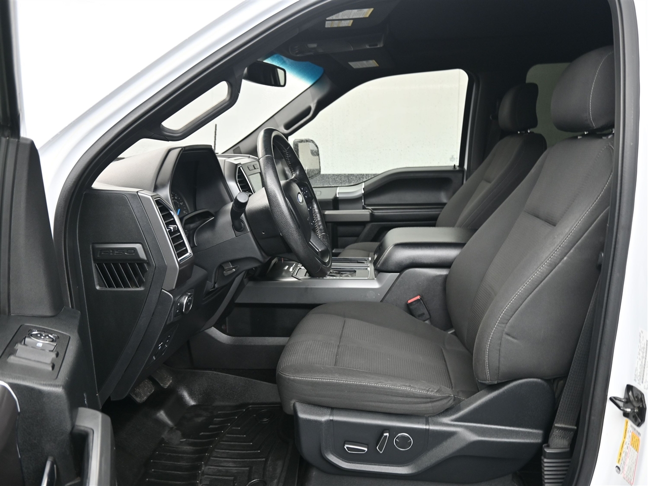 Ford F-150 XLT SuperCrew 5.5-ft. Bed 4WD 2016