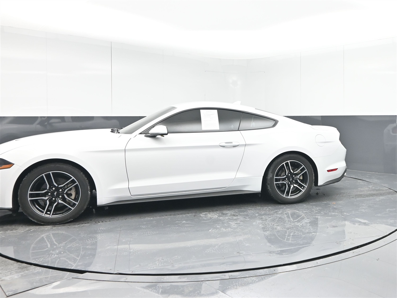 Ford Mustang EcoBoost Premium Coupe 2021