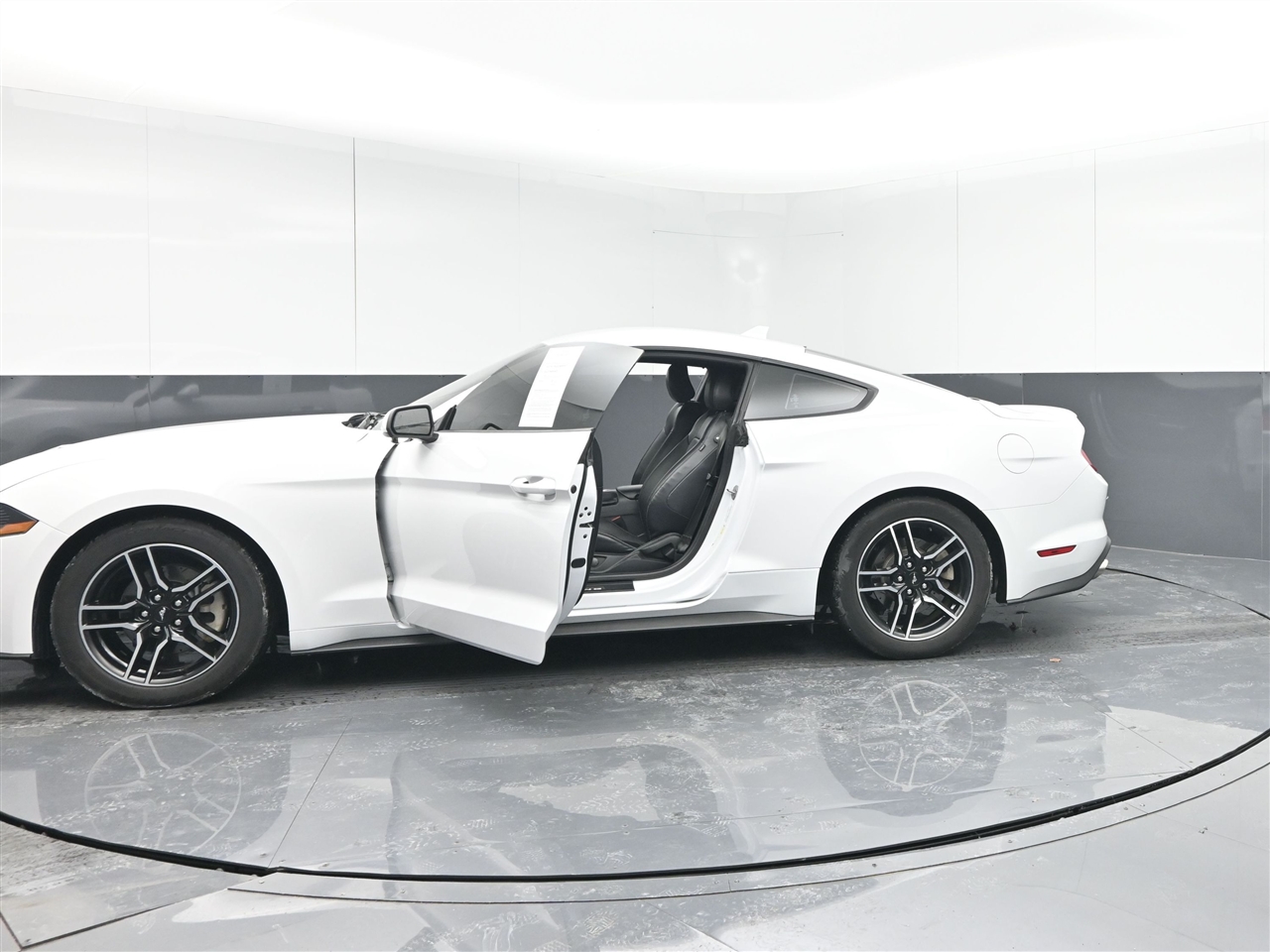 Ford Mustang EcoBoost Premium Coupe 2021