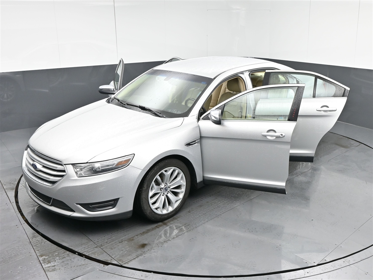 Ford Taurus Limited FWD 2014