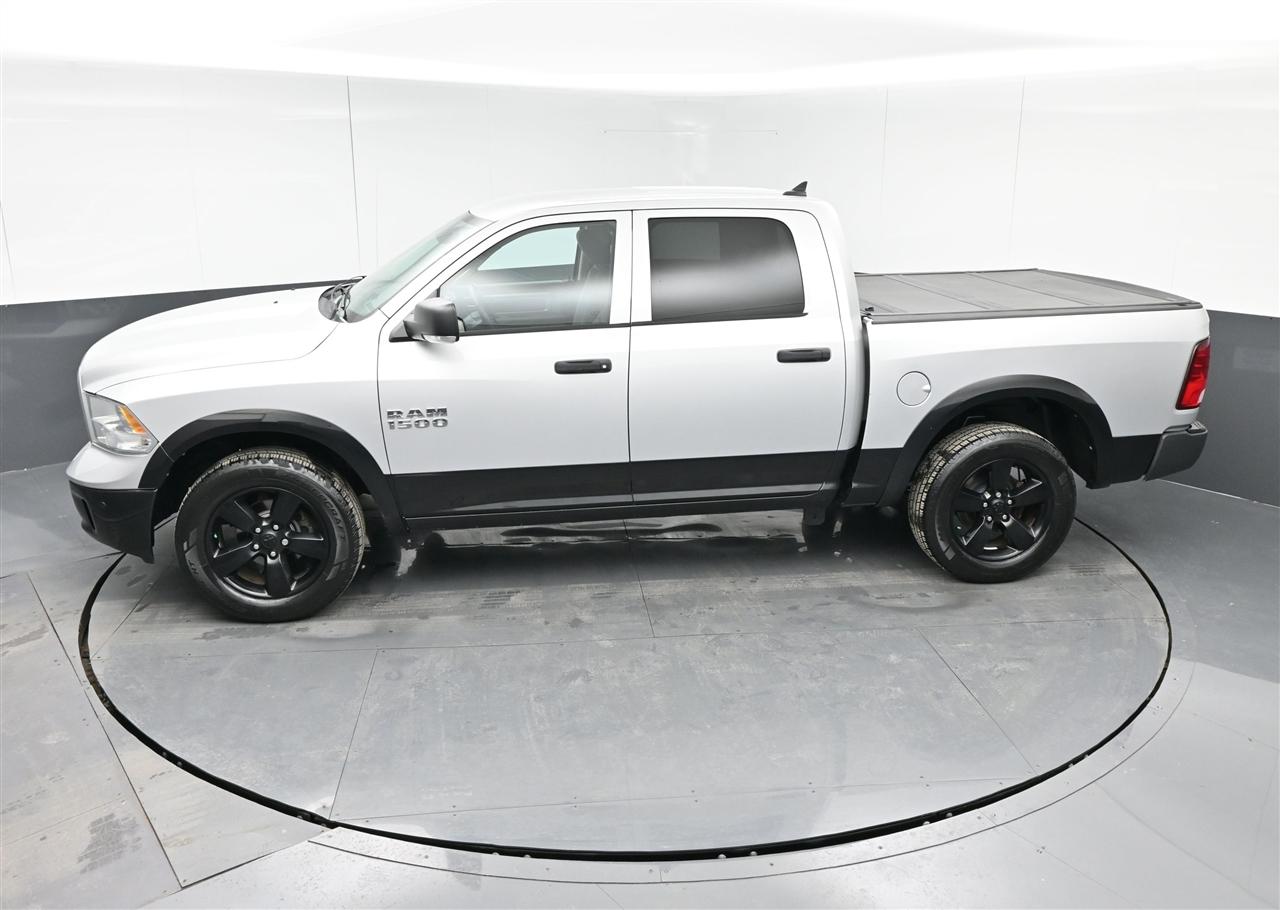 RAM 1500 SLT Crew Cab SWB 4WD 2015