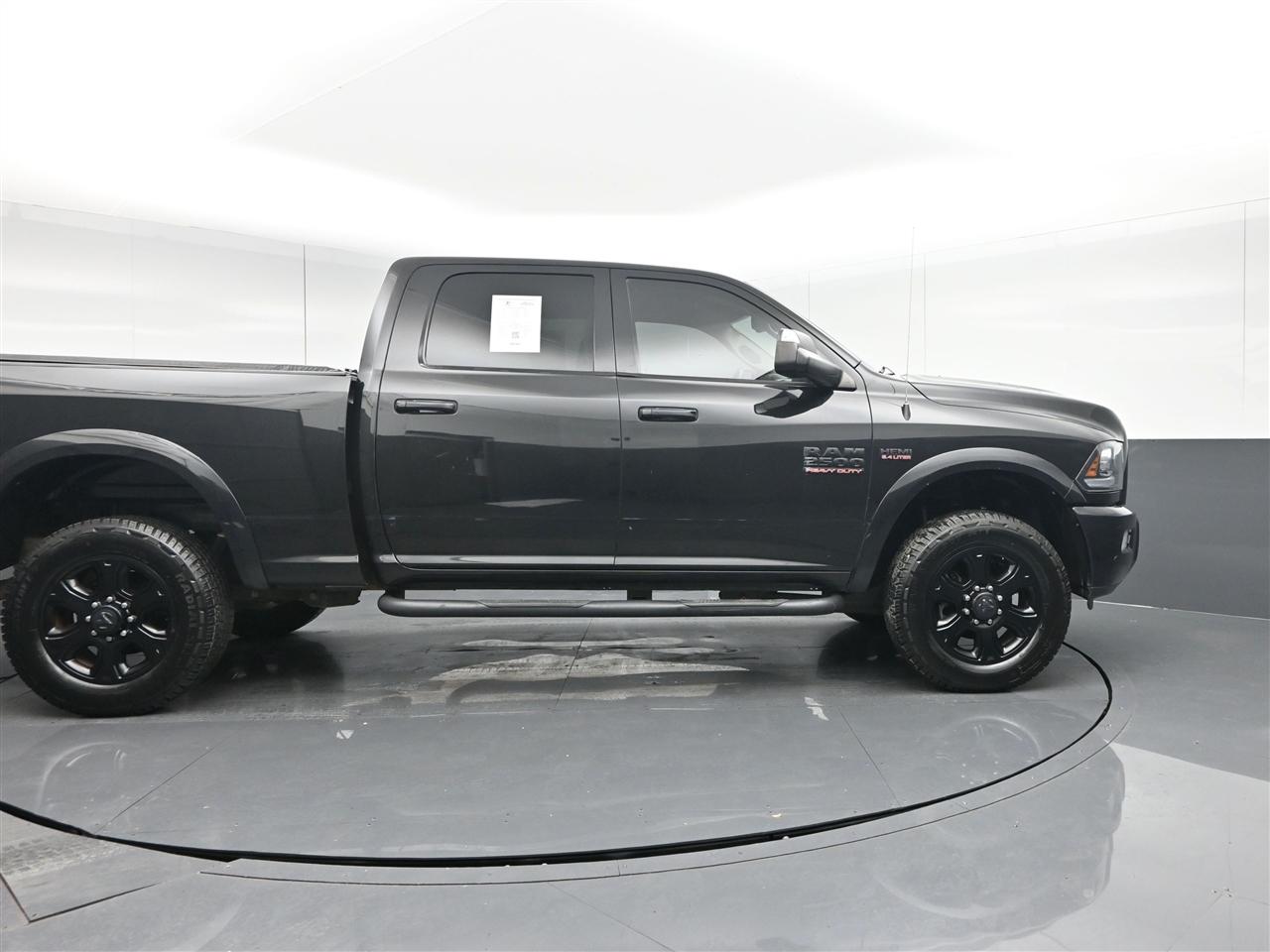 RAM 2500 Laramie Crew Cab SWB 4WD 2017