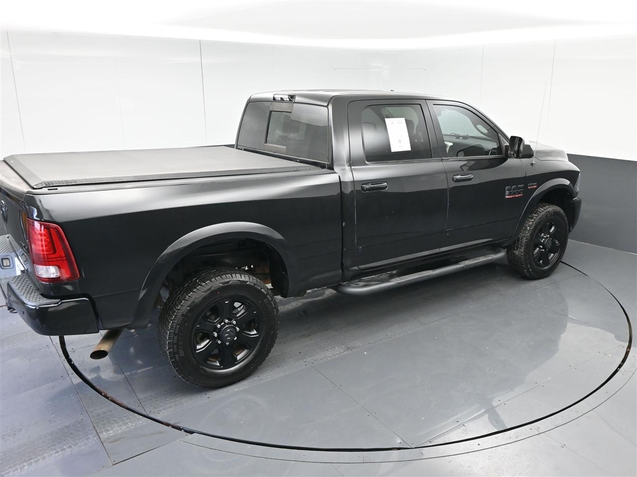 RAM 2500 Laramie Crew Cab SWB 4WD 2017