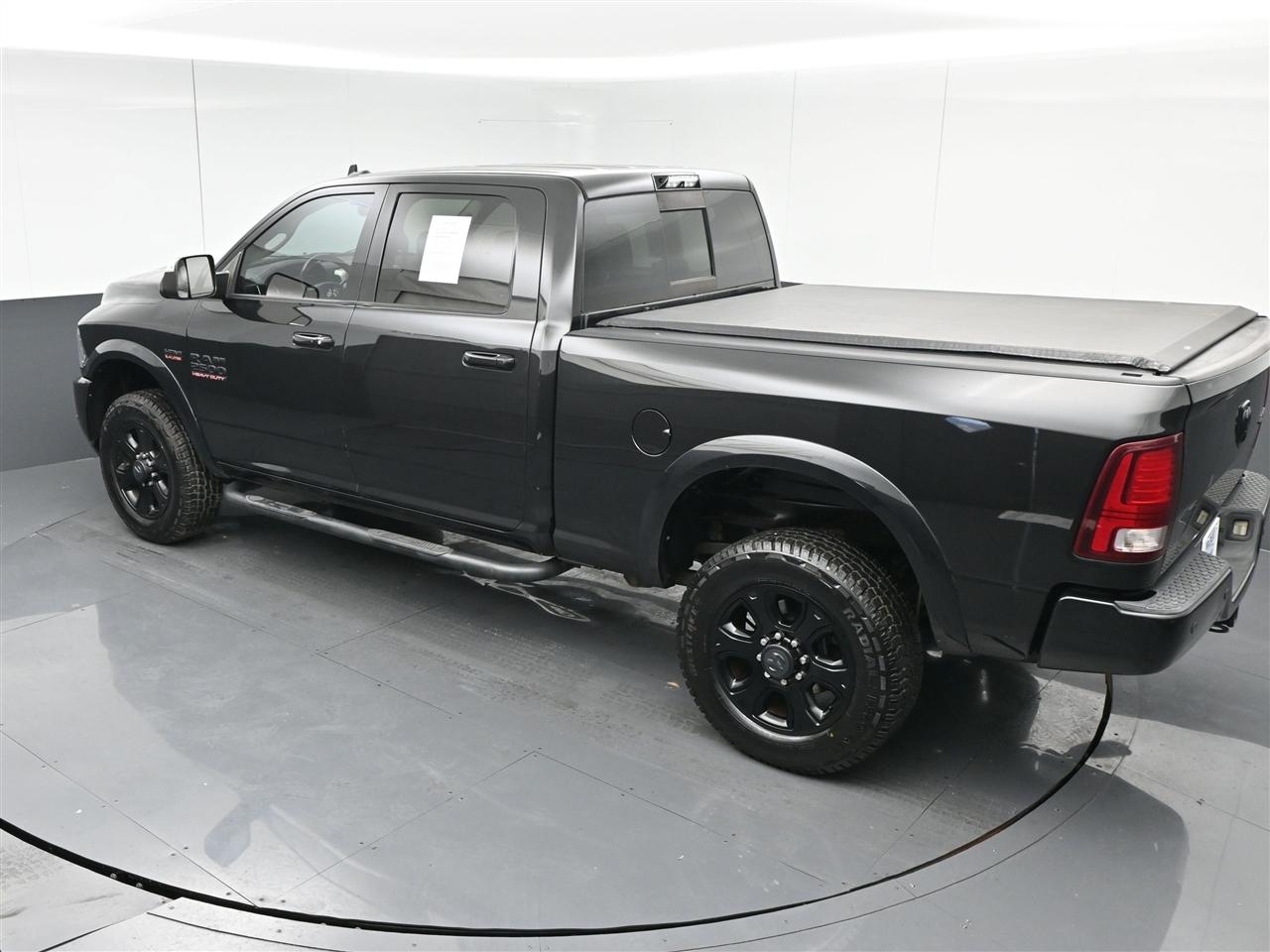 RAM 2500 Laramie Crew Cab SWB 4WD 2017