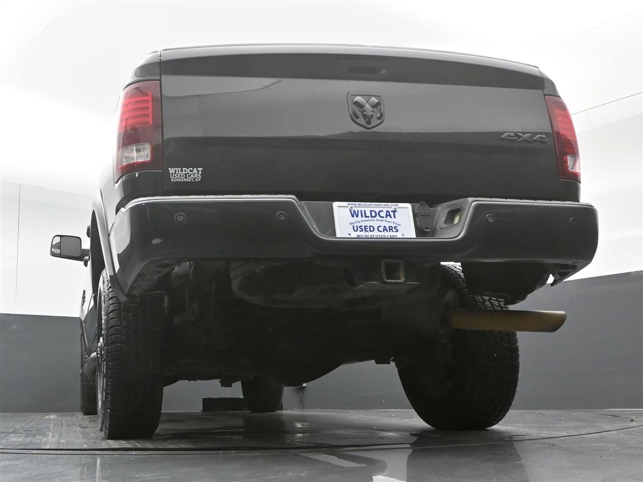 RAM 2500 Laramie Crew Cab SWB 4WD 2017