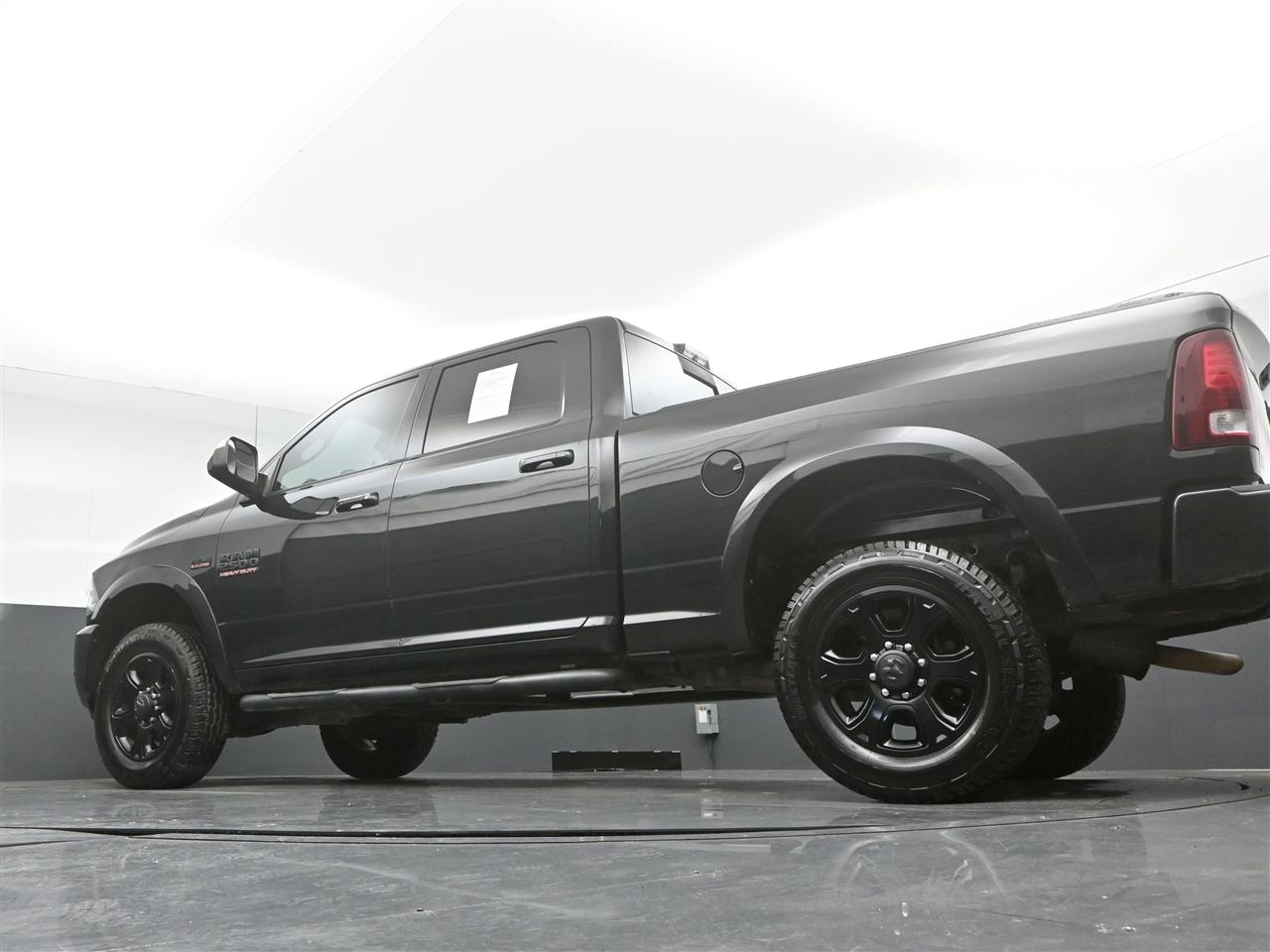 RAM 2500 Laramie Crew Cab SWB 4WD 2017