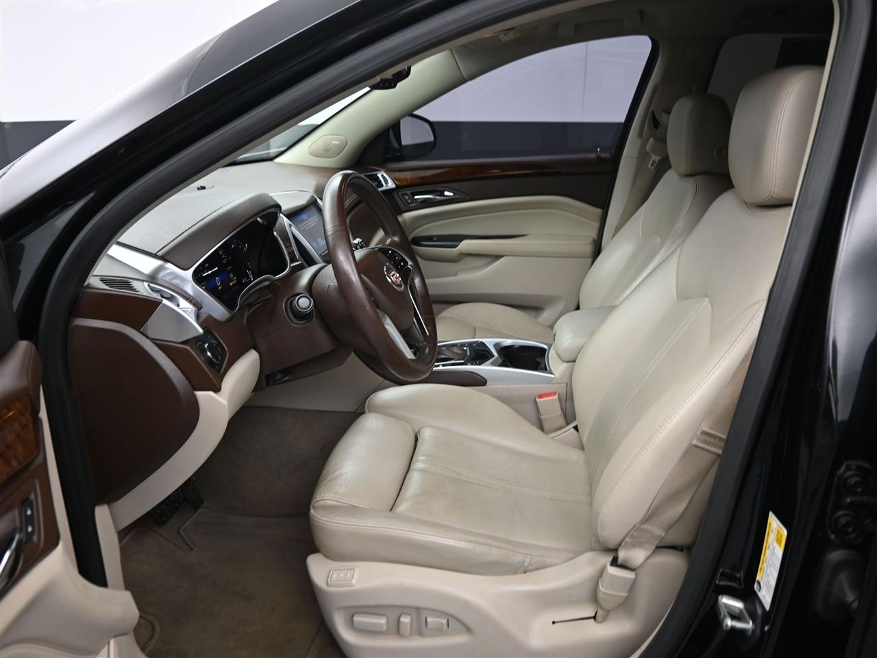 Cadillac SRX Luxury Collection FWD 2016