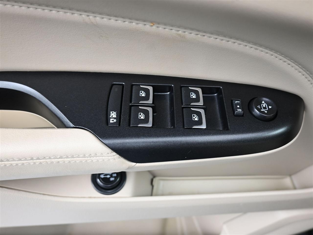 Cadillac SRX Luxury Collection FWD 2016