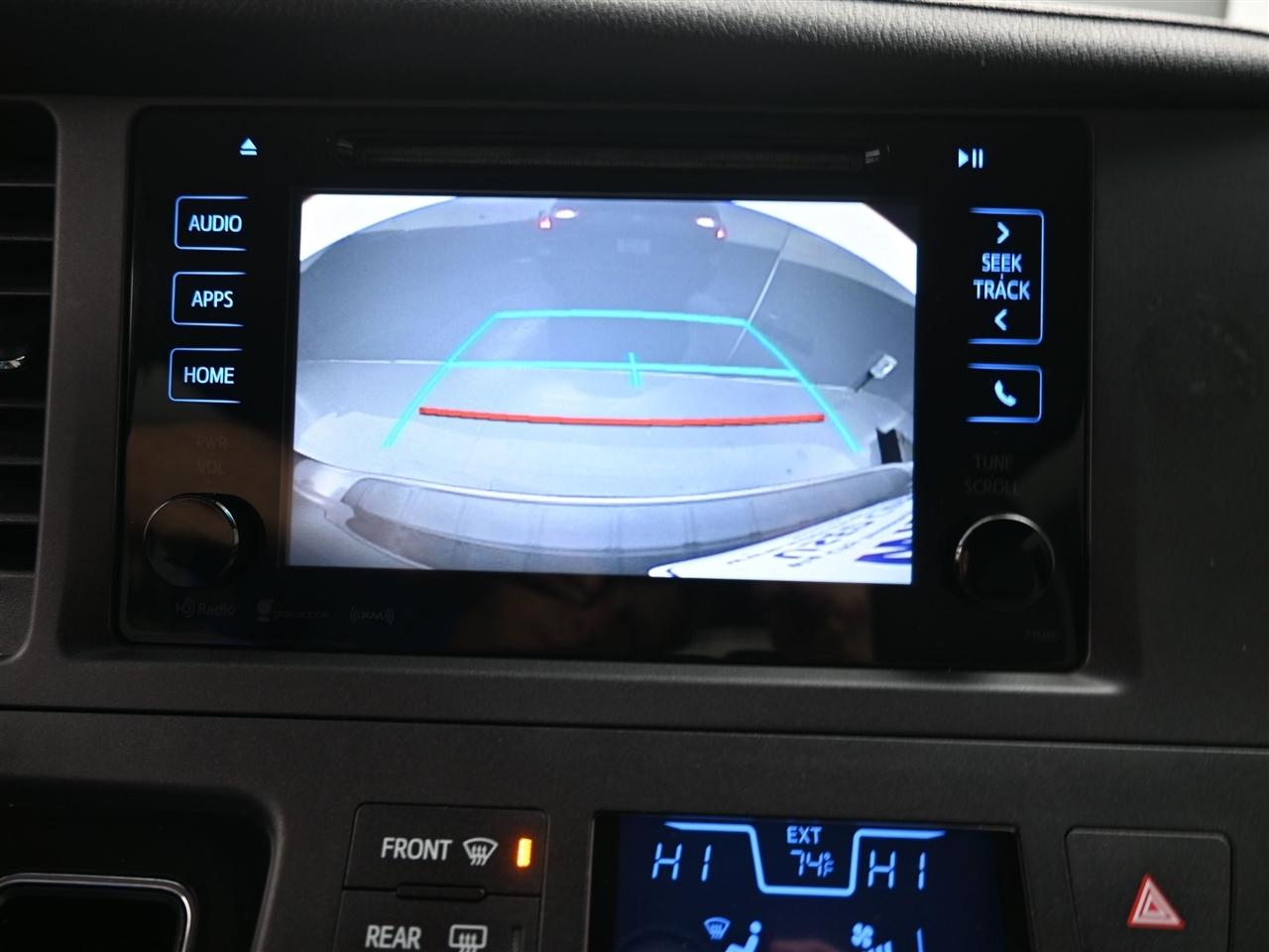 Toyota Sienna XLE FWD 8-Passenger V6 2016