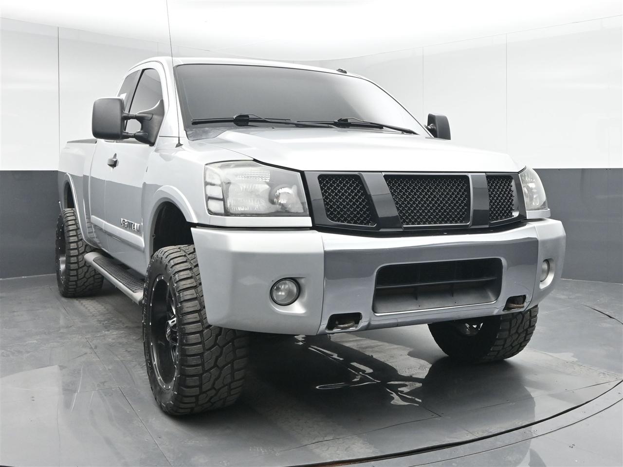 2009 Nissan Titan LE King Cab 4WD