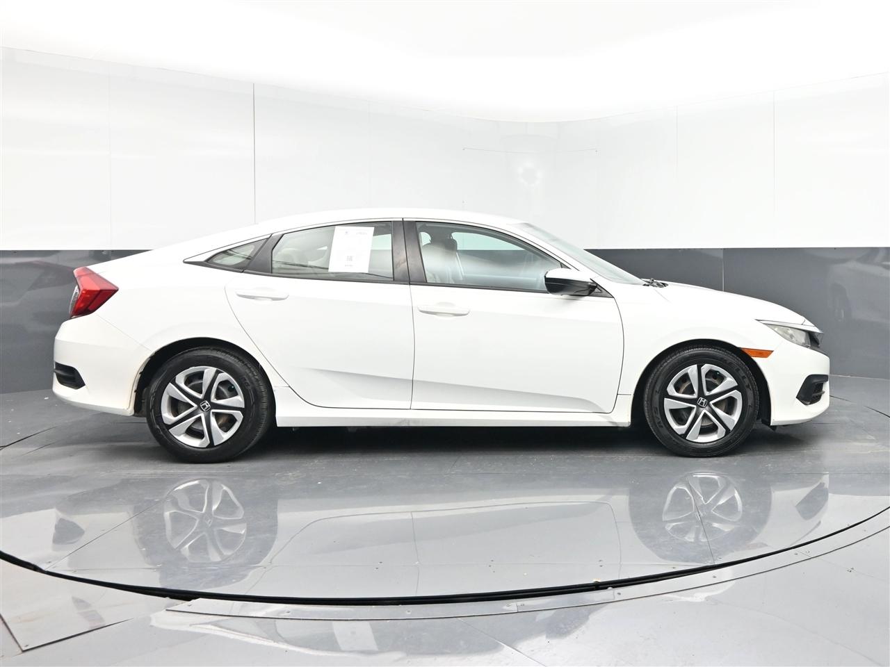 Honda Civic LX Sedan CVT 2017