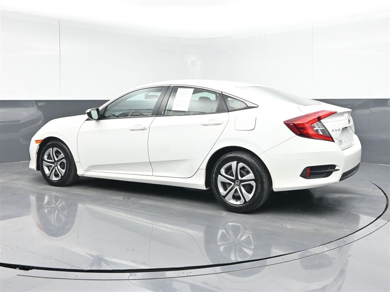 Honda Civic LX Sedan CVT 2017