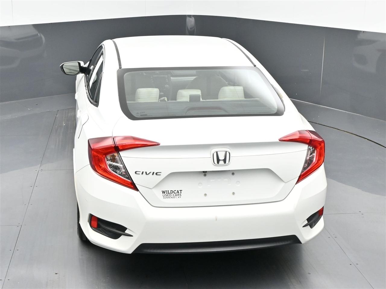 Honda Civic LX Sedan CVT 2017