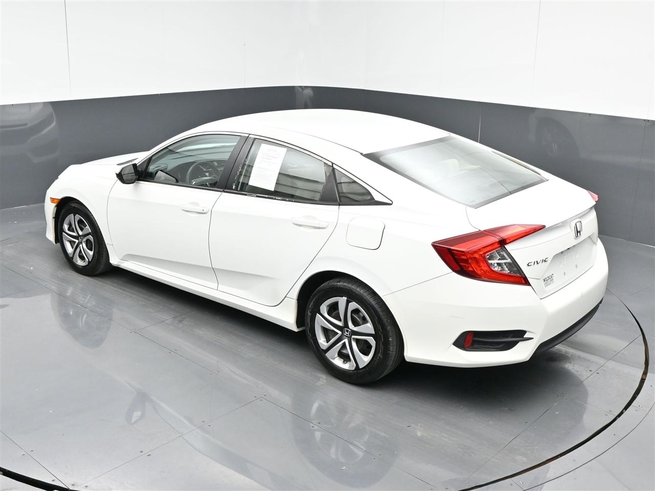 Honda Civic LX Sedan CVT 2017