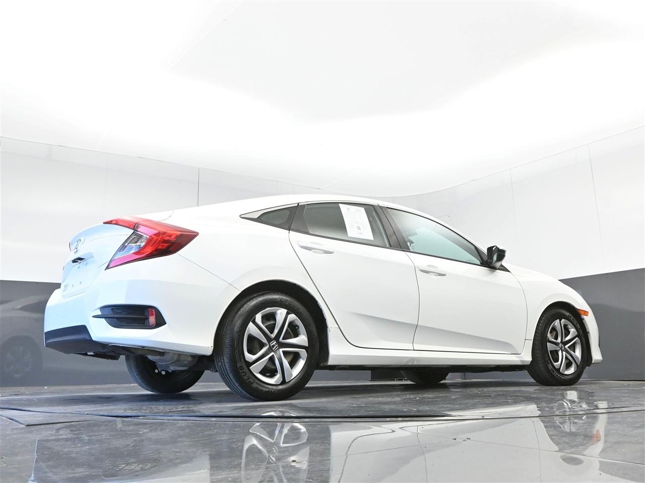 Honda Civic LX Sedan CVT 2017