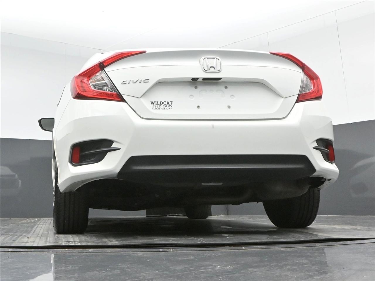 Honda Civic LX Sedan CVT 2017