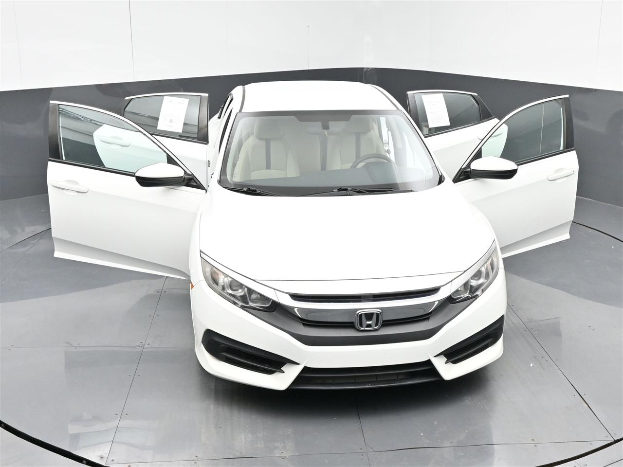 Honda Civic LX Sedan CVT 2017