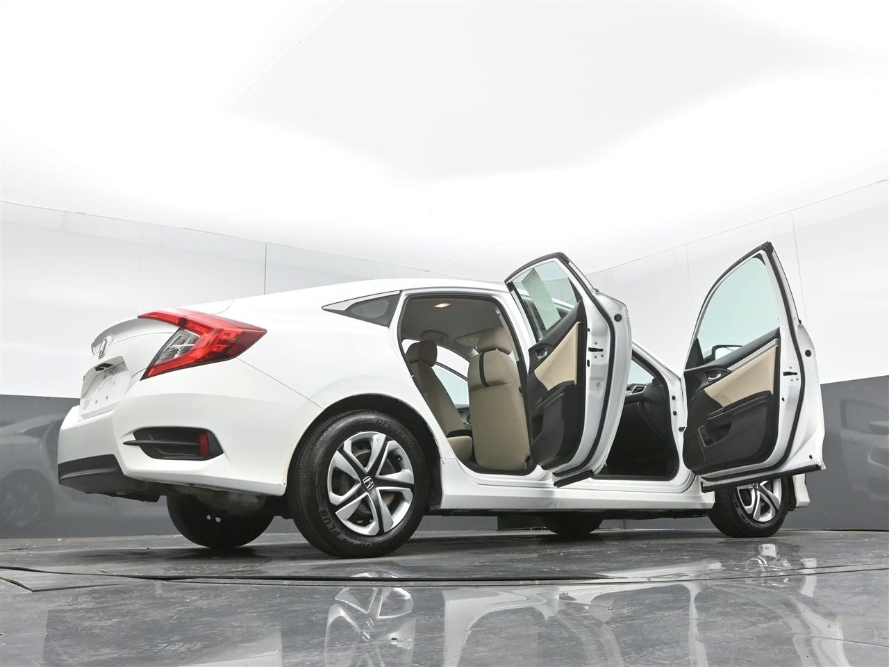 Honda Civic LX Sedan CVT 2017