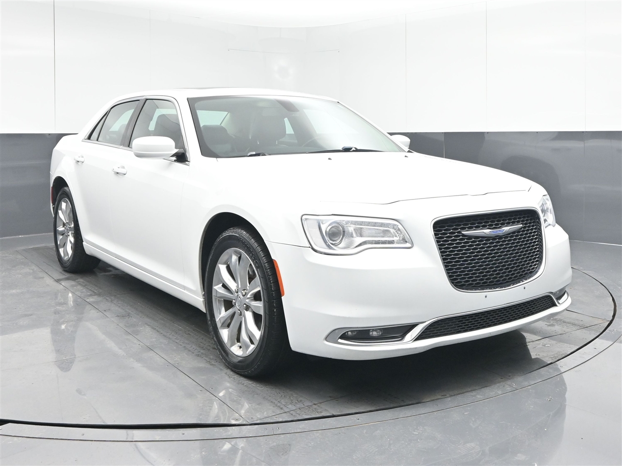2017 Chrysler 300 Limited