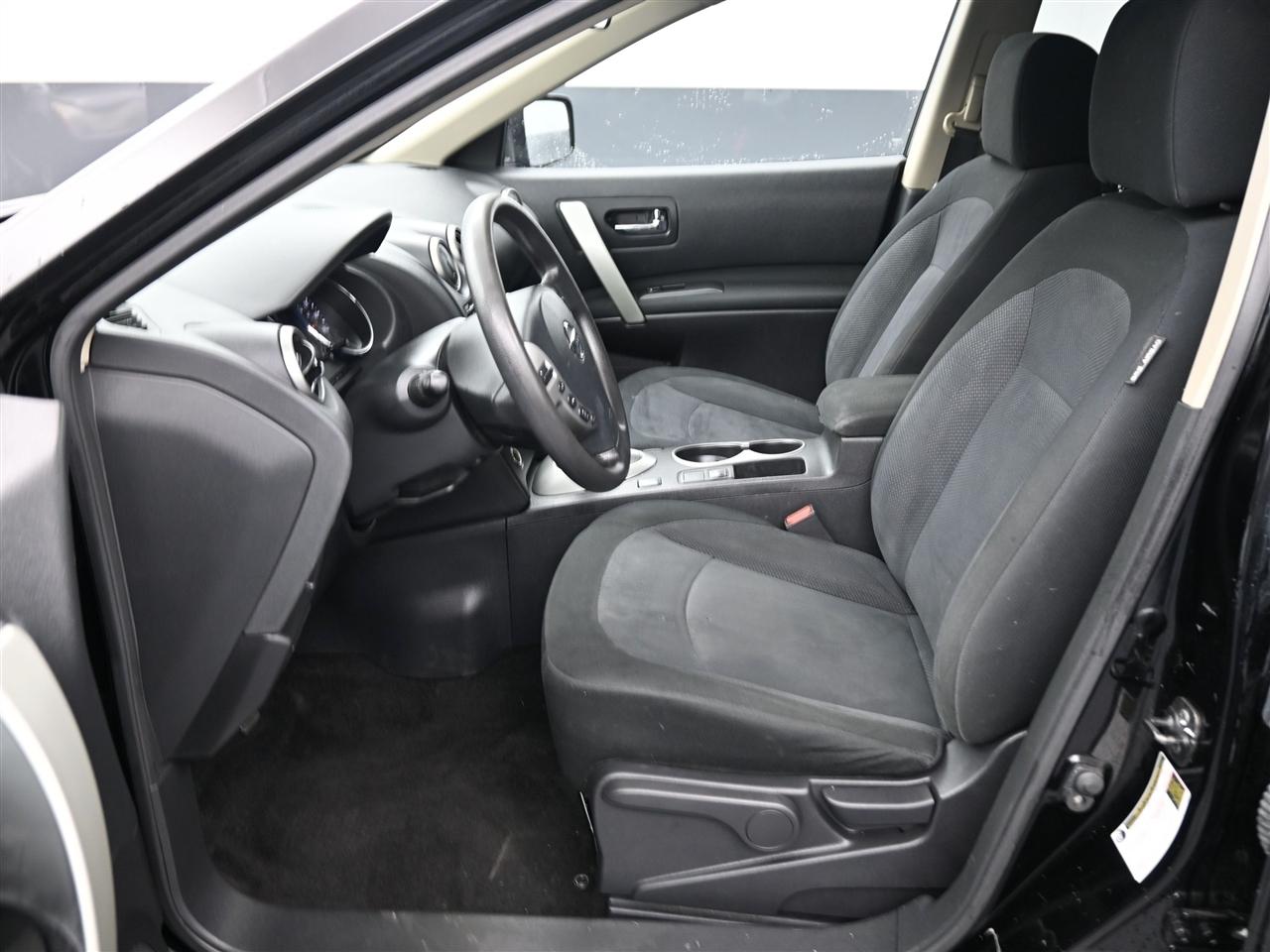 Nissan Rogue S 2WD 2013