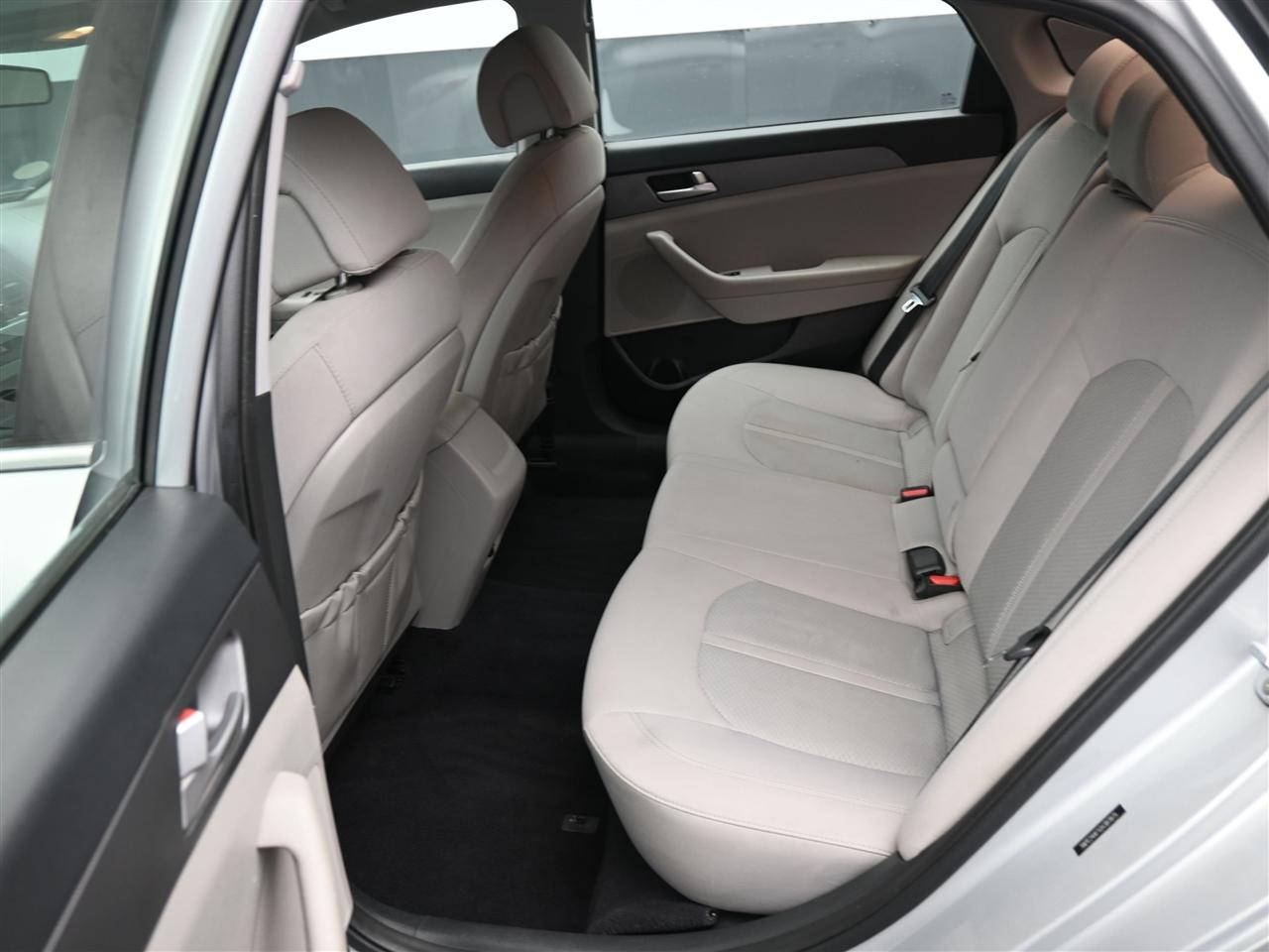 Hyundai Sonata SE 2016