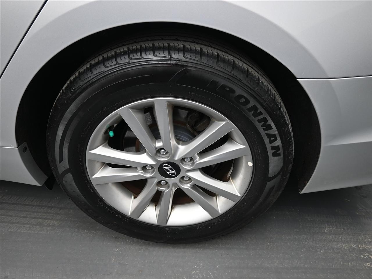 Hyundai Sonata SE 2016