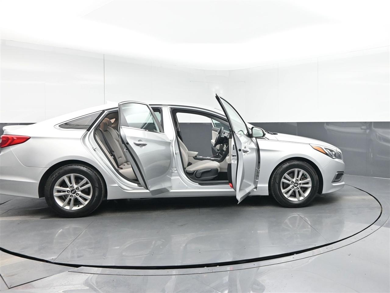 Hyundai Sonata SE 2016