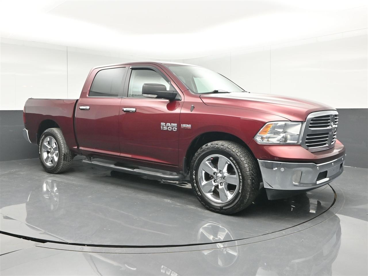 RAM 1500 SLT Crew Cab SWB 2WD 2017