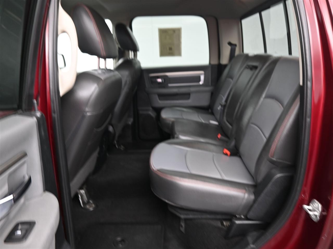 RAM 1500 SLT Crew Cab SWB 2WD 2017